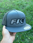 Fio 5 Panel Flat Brim Hat (Grey / Black)